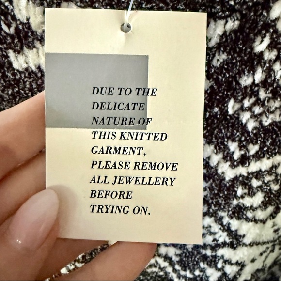 BNWT Casual Connection Longline Snowflake Sweater - Picture 5 of 9